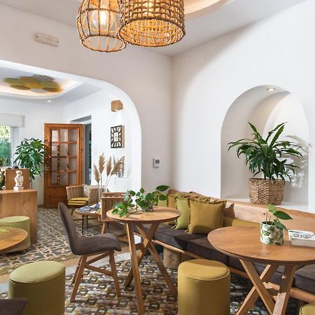 Semiramis Guesthouse Адамас Экстерьер фото