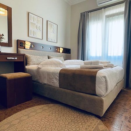 Semiramis Guesthouse Адамас Экстерьер фото