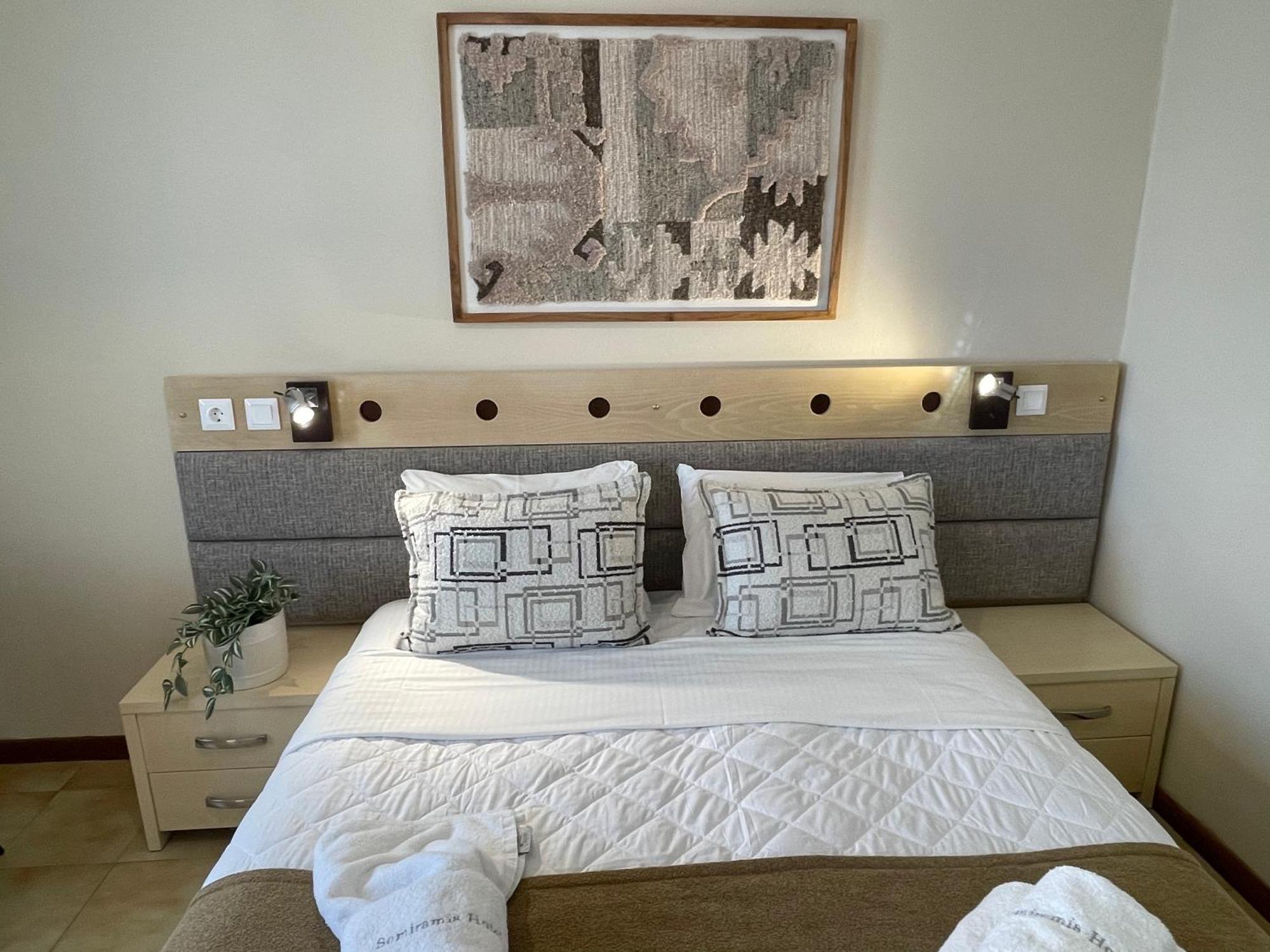 Semiramis Guesthouse Адамас Экстерьер фото